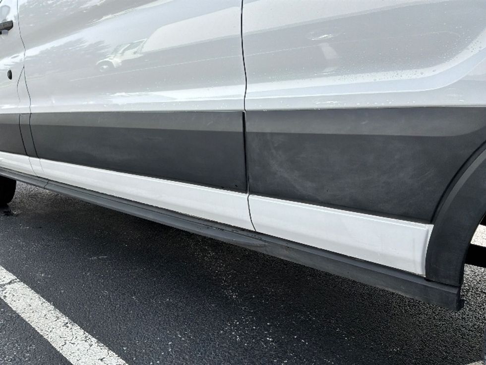 Cargo Van (Panel Van)-Light and Medium Duty Trucks-Ford-2022-Transit 350-Harrisburg-PA-108,668\n\t\tmiles-$ 38,500 - Image 29