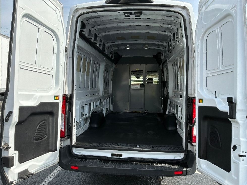 Cargo Van (Panel Van)-Light and Medium Duty Trucks-Ford-2022-Transit 350-Harrisburg-PA-108,668\n\t\tmiles-$ 38,500 - Image 8