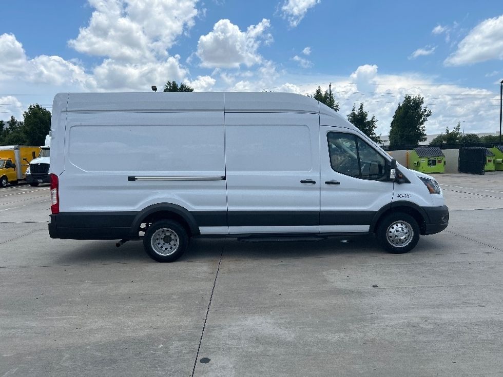 Cargo Van (Panel Van)-Light and Medium Duty Trucks-Ford-2022-Transit 350-Houston-TX-13,309\n\t\tmiles-$ 49,500 - Image 13