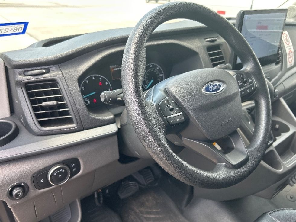 Cargo Van (Panel Van)-Light and Medium Duty Trucks-Ford-2022-Transit 350-Houston-TX-13,309\n\t\tmiles-$ 49,500 - Image 15
