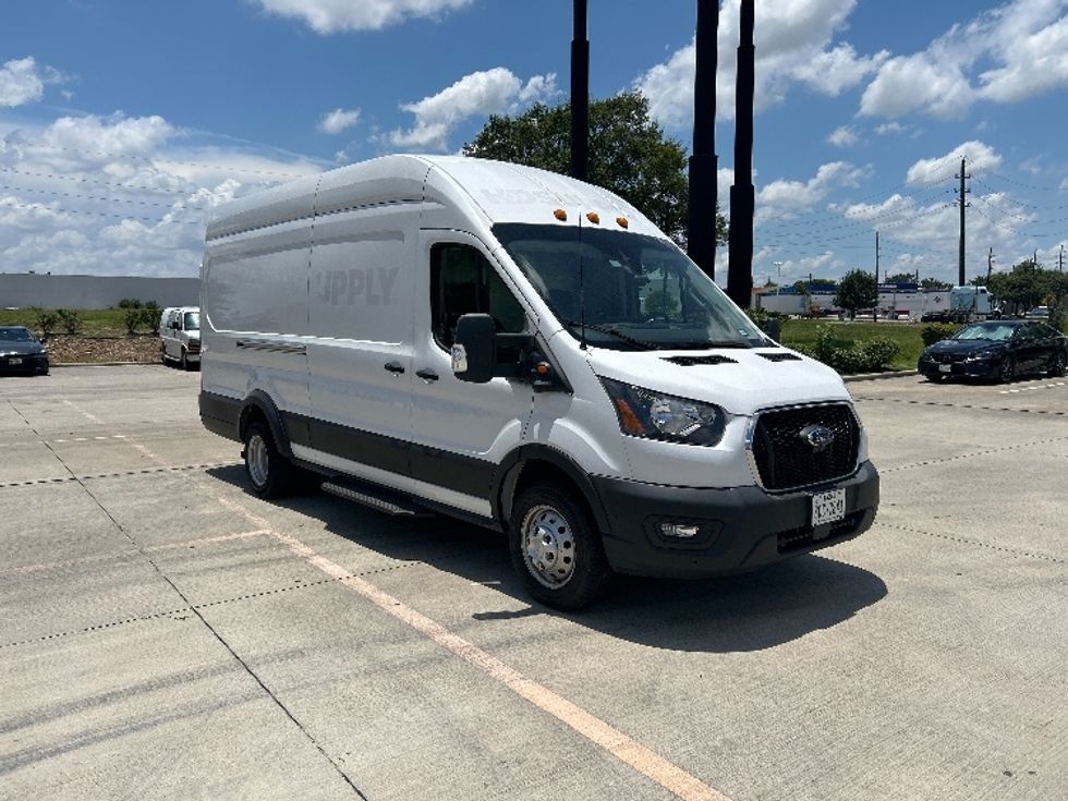 Cargo Van (Panel Van)-Light and Medium Duty Trucks-Ford-2022-Transit 350-Houston-TX-21,769\n\t\tmiles-$ 50,250 - Image 1