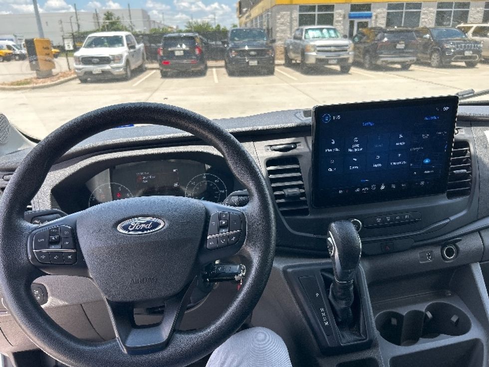 Cargo Van (Panel Van)-Light and Medium Duty Trucks-Ford-2022-Transit 350-Houston-TX-21,769\n\t\tmiles-$ 50,250 - Image 18