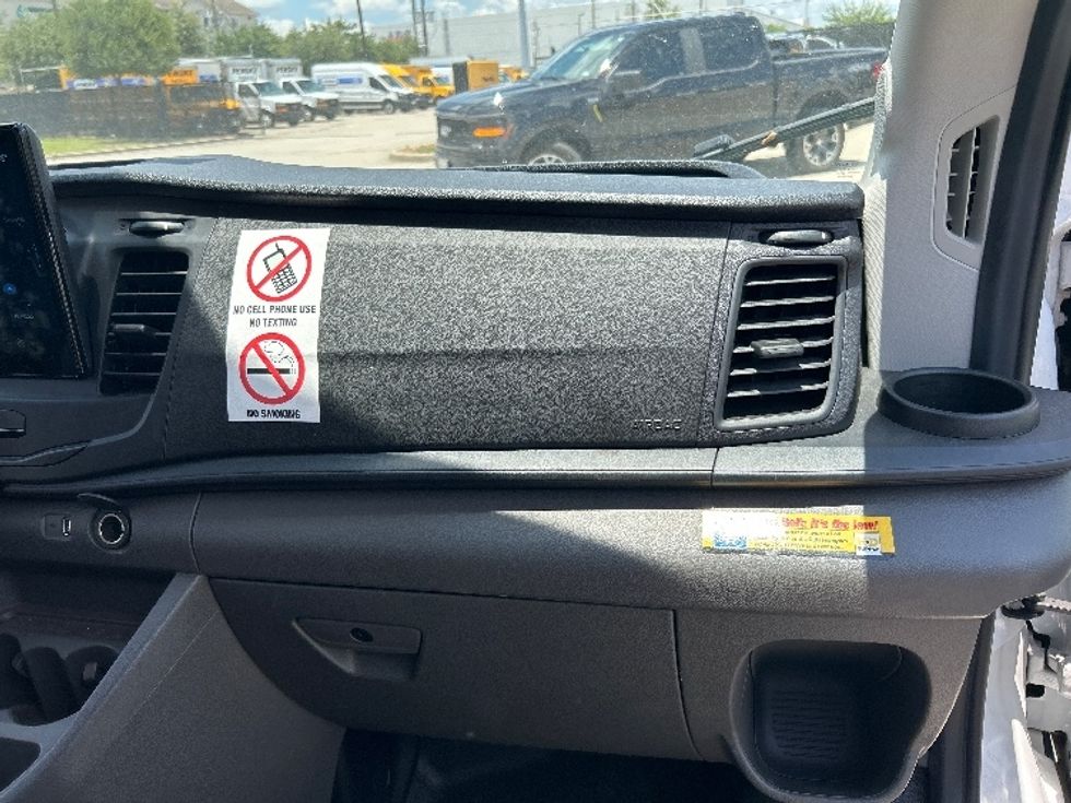 Cargo Van (Panel Van)-Light and Medium Duty Trucks-Ford-2022-Transit 350-Houston-TX-21,769\n\t\tmiles-$ 50,250 - Image 21