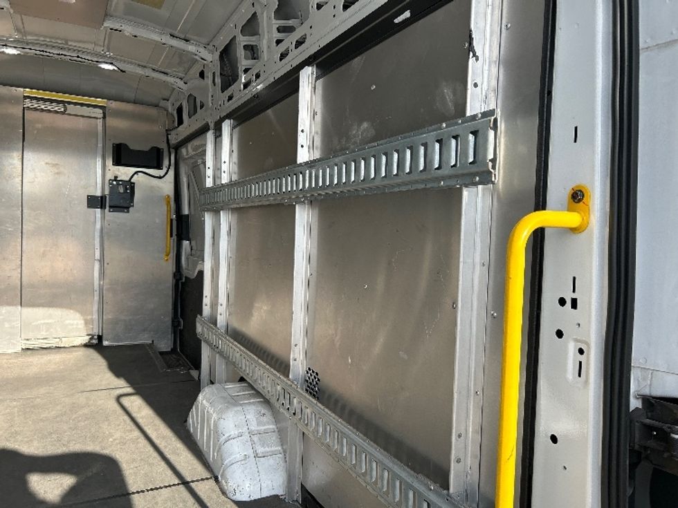 Cargo Van (Panel Van)-Light and Medium Duty Trucks-Ford-2022-Transit 350-Houston-TX-28,746\n\t\tmiles-$ 49,500 - Image 12