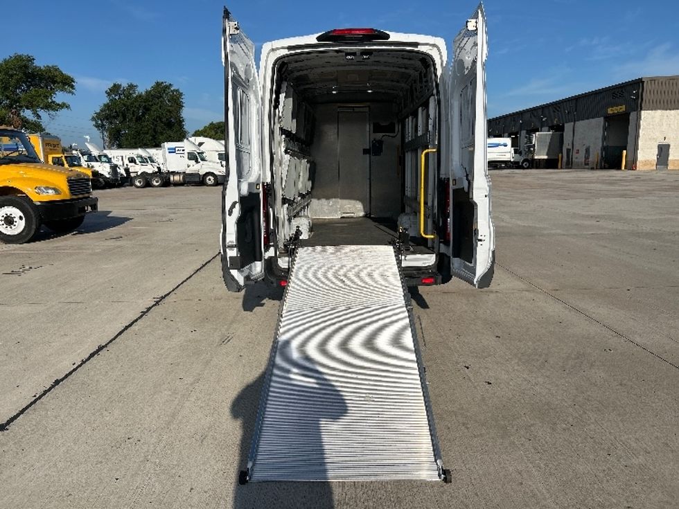 Cargo Van (Panel Van)-Light and Medium Duty Trucks-Ford-2022-Transit 350-Houston-TX-28,746\n\t\tmiles-$ 49,500 - Image 9