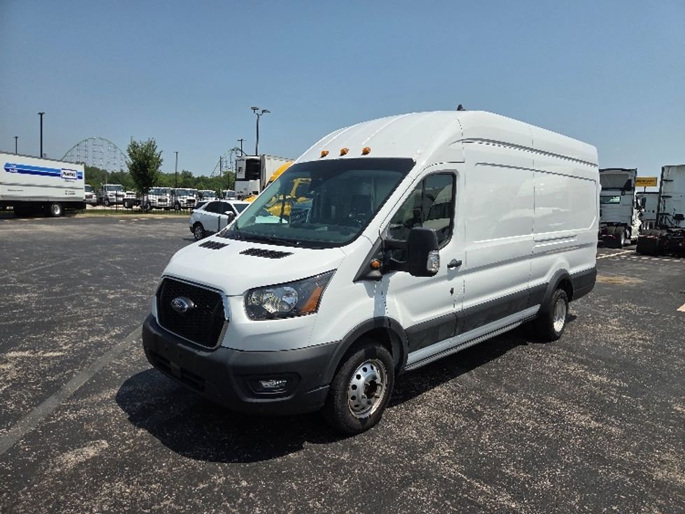 Cargo Van (Panel Van)-Light and Medium Duty Trucks-Ford-2022-Transit 350-Kansas City-MO-30,712\n\t\tmiles-$ 47,250 - Image 3