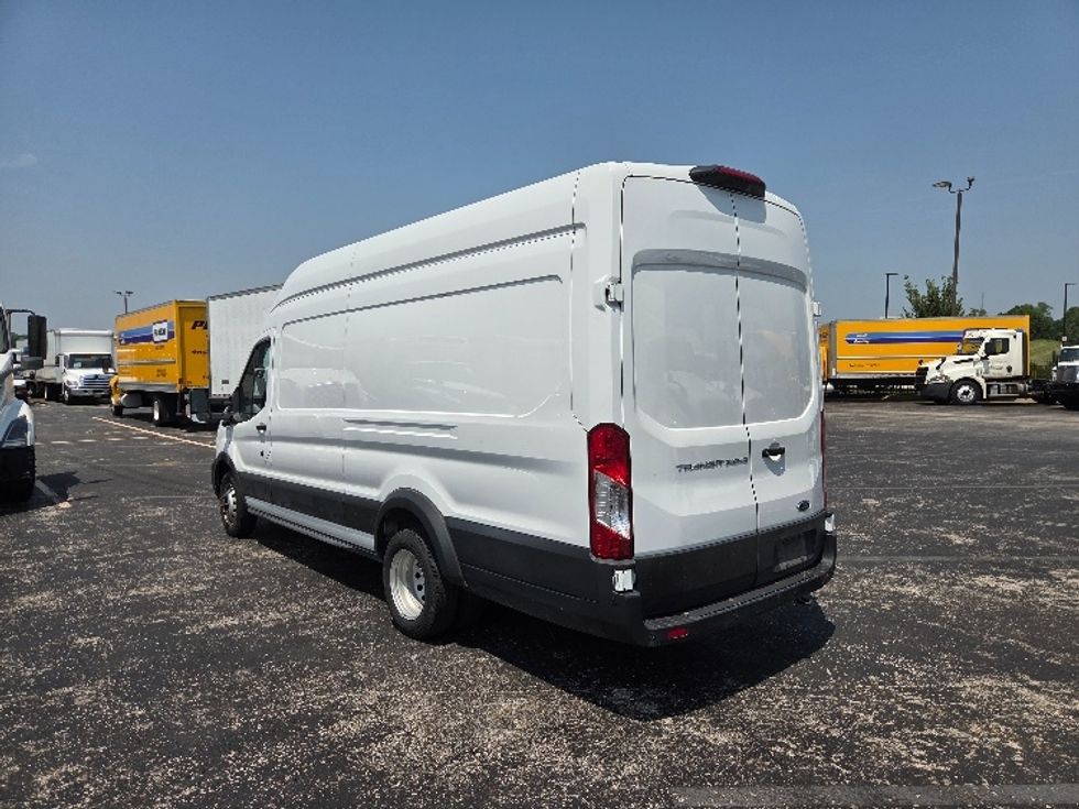 Cargo Van (Panel Van)-Light and Medium Duty Trucks-Ford-2022-Transit 350-Kansas City-MO-30,712\n\t\tmiles-$ 47,250 - Image 6