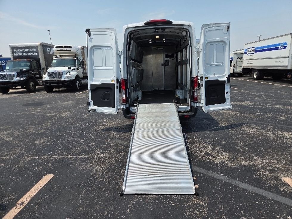 Cargo Van (Panel Van)-Light and Medium Duty Trucks-Ford-2022-Transit 350-Kansas City-MO-30,712\n\t\tmiles-$ 47,250 - Image 9