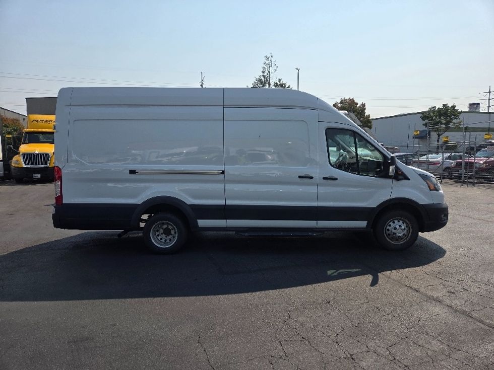 Cargo Van (Panel Van)-Light and Medium Duty Trucks-Ford-2022-Transit 350-Kent-WA-31,692\n\t\tmiles-$ 45,750 - Image 15