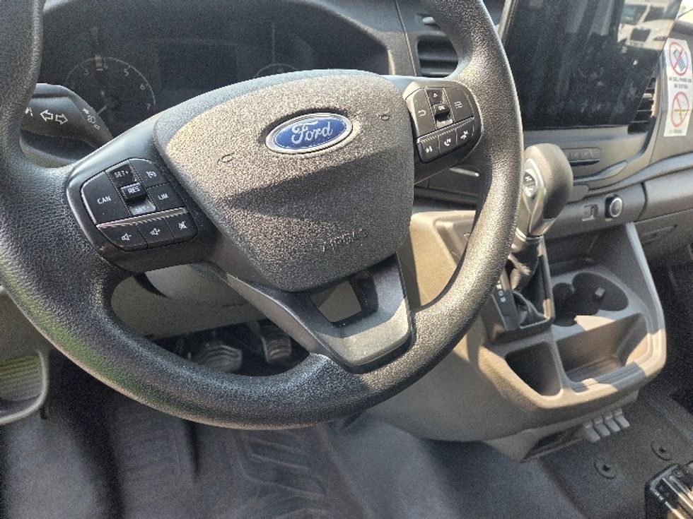 Cargo Van (Panel Van)-Light and Medium Duty Trucks-Ford-2022-Transit 350-Kent-WA-31,692\n\t\tmiles-$ 45,750 - Image 17