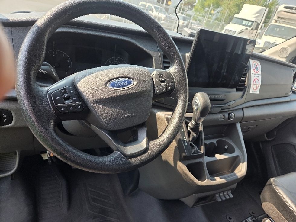 Cargo Van (Panel Van)-Light and Medium Duty Trucks-Ford-2022-Transit 350-Kent-WA-31,692\n\t\tmiles-$ 45,750 - Image 18