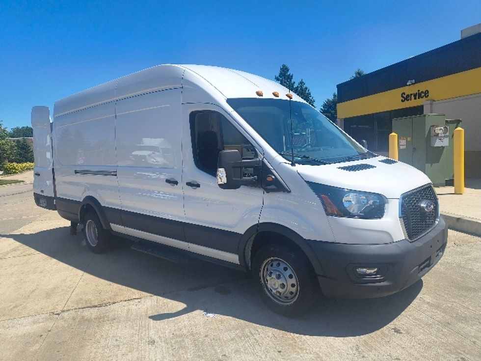 Cargo Van (Panel Van)-Light and Medium Duty Trucks-Ford-2022-Transit 350-Middlefield-OH-36,230\n\t\tmiles-$ 46,500 - Image 1