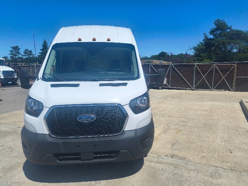 Cargo Van (Panel Van)-Light and Medium Duty Trucks-Ford-2022-Transit 350-Middlefield-OH-36,230\n\t\tmiles-$ 46,500 - Image 2