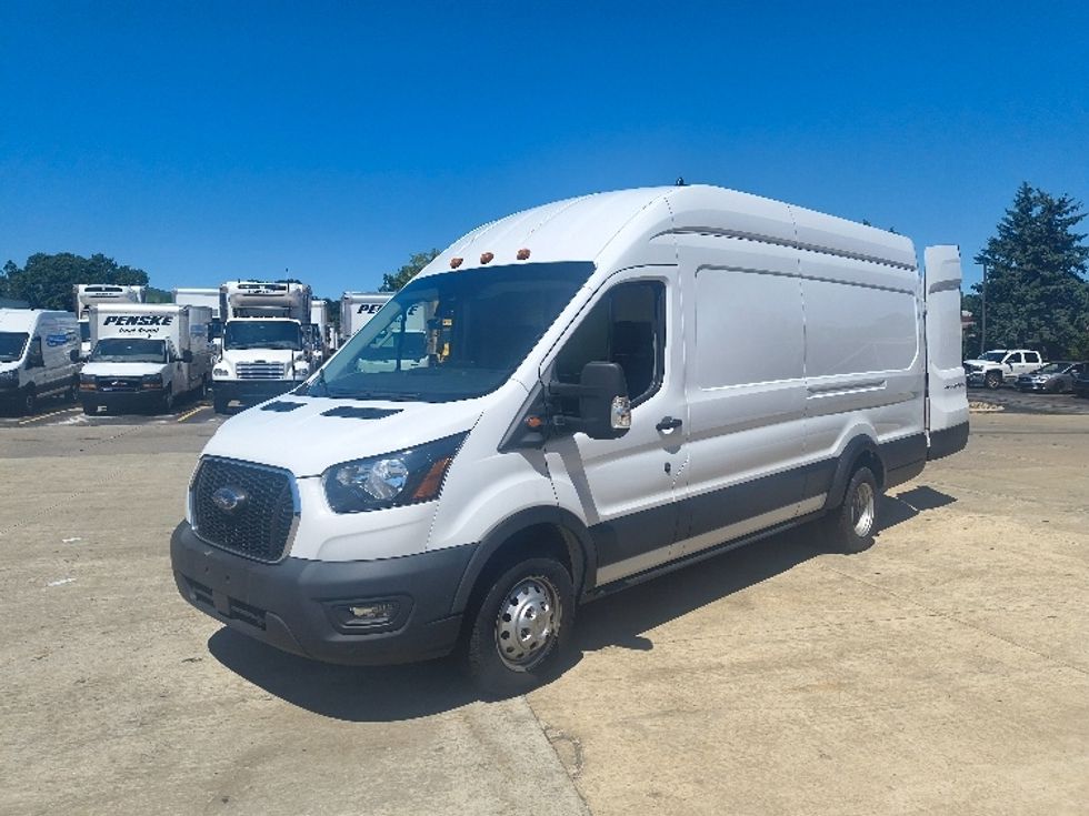 Cargo Van (Panel Van)-Light and Medium Duty Trucks-Ford-2022-Transit 350-Middlefield-OH-36,230\n\t\tmiles-$ 46,500 - Image 3