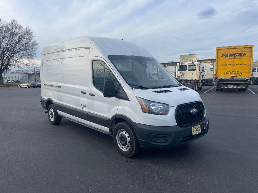 Cargo Van (Panel Van)-Light and Medium Duty Trucks-Ford-2022-Transit 350-Pennsauken-NJ-103,599\n\t\tmiles-$ 35,250 - Image 1