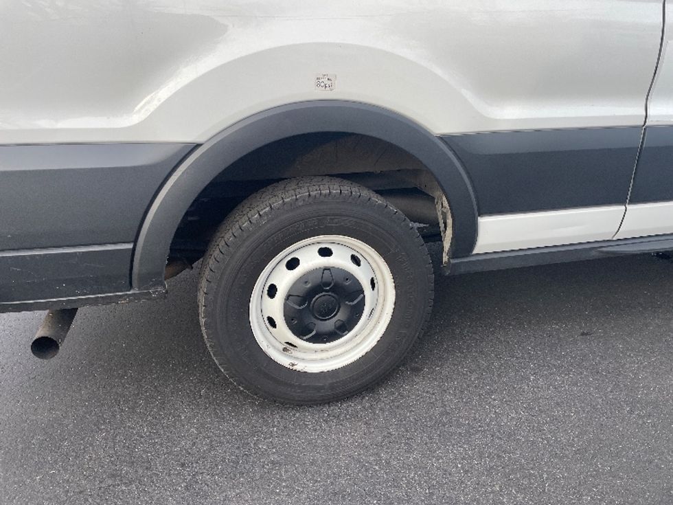 Cargo Van (Panel Van)-Light and Medium Duty Trucks-Ford-2022-Transit 350-Pennsauken-NJ-103,599\n\t\tmiles-$ 35,250 - Image 14