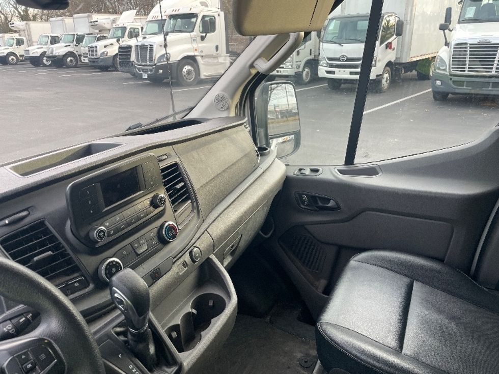Cargo Van (Panel Van)-Light and Medium Duty Trucks-Ford-2022-Transit 350-Pennsauken-NJ-103,599\n\t\tmiles-$ 35,250 - Image 19