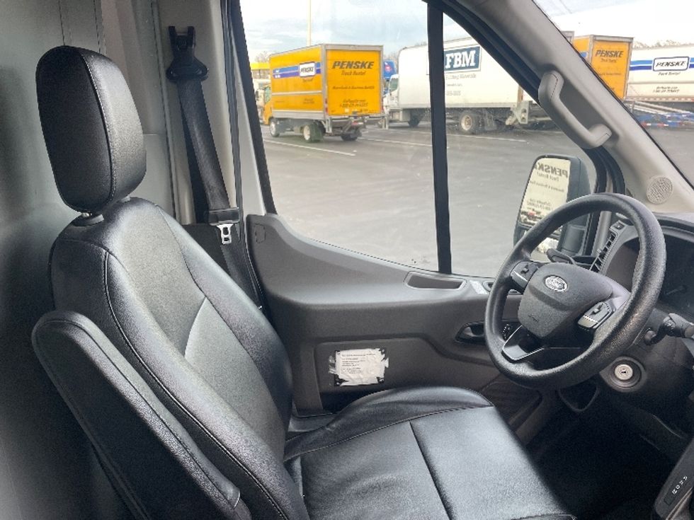 Cargo Van (Panel Van)-Light and Medium Duty Trucks-Ford-2022-Transit 350-Pennsauken-NJ-103,599\n\t\tmiles-$ 35,250 - Image 22