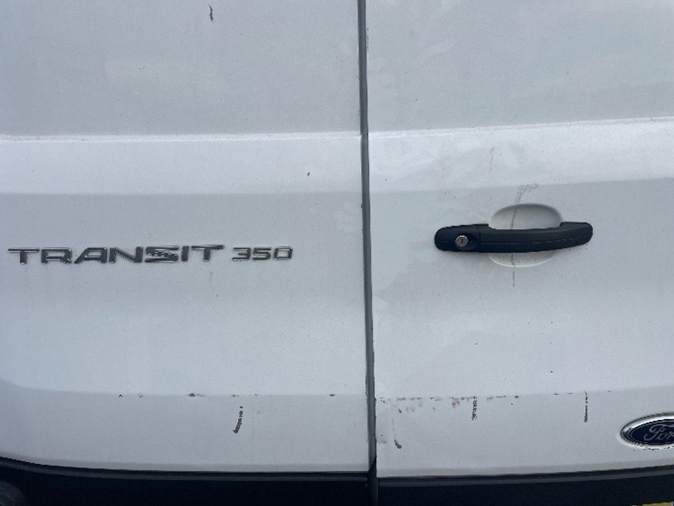 Cargo Van (Panel Van)-Light and Medium Duty Trucks-Ford-2022-Transit 350-Pennsauken-NJ-103,599\n\t\tmiles-$ 35,250 - Image 25