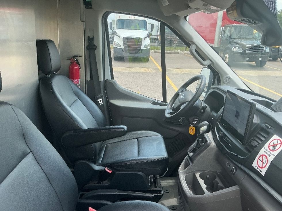 Cargo Van (Panel Van)-Light and Medium Duty Trucks-Ford-2022-Transit 350-Piqua-OH-34,978\n\t\tmiles-$ 44,750 - Image 19