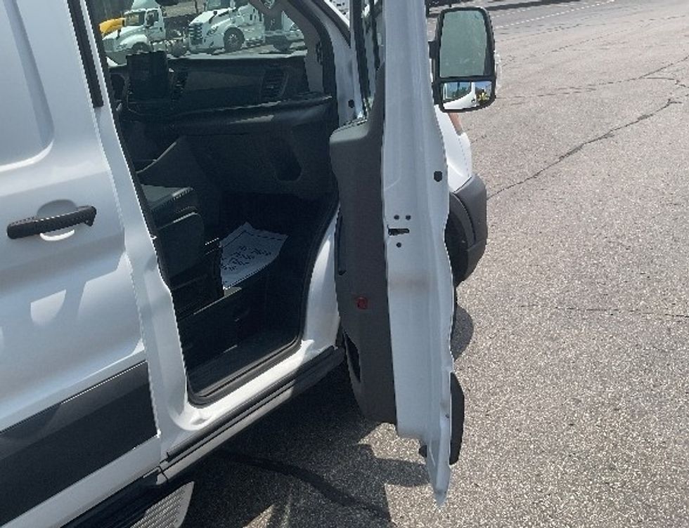 Cargo Van (Panel Van)-Light and Medium Duty Trucks-Ford-2022-Transit 350-Plymouth-MI-22,251\n\t\tmiles-$ 48,000 - Image 20