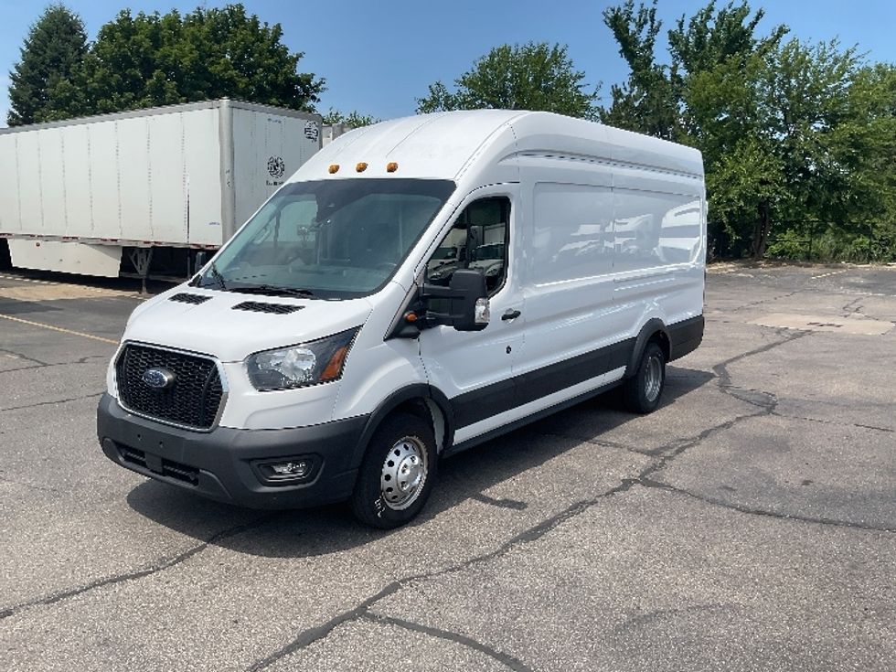 Cargo Van (Panel Van)-Light and Medium Duty Trucks-Ford-2022-Transit 350-Plymouth-MI-22,251\n\t\tmiles-$ 48,000 - Image 3