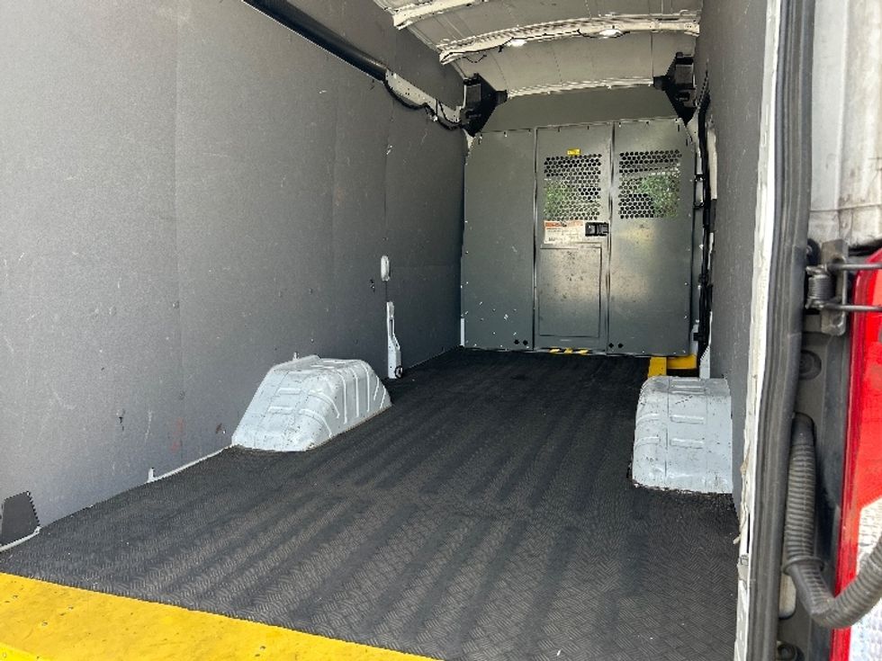 Cargo Van (Panel Van)-Light and Medium Duty Trucks-Ford-2022-Transit 350-Tampa-FL-103,236\n\t\tmiles-$ 39,500 - Image 10