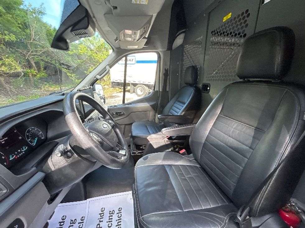 Cargo Van (Panel Van)-Light and Medium Duty Trucks-Ford-2022-Transit 350-Tampa-FL-103,236\n\t\tmiles-$ 39,500 - Image 18