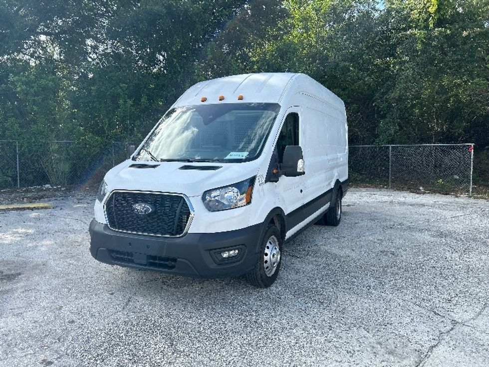 Cargo Van (Panel Van)-Light and Medium Duty Trucks-Ford-2022-Transit 350-Tampa-FL-103,236\n\t\tmiles-$ 39,500 - Image 3