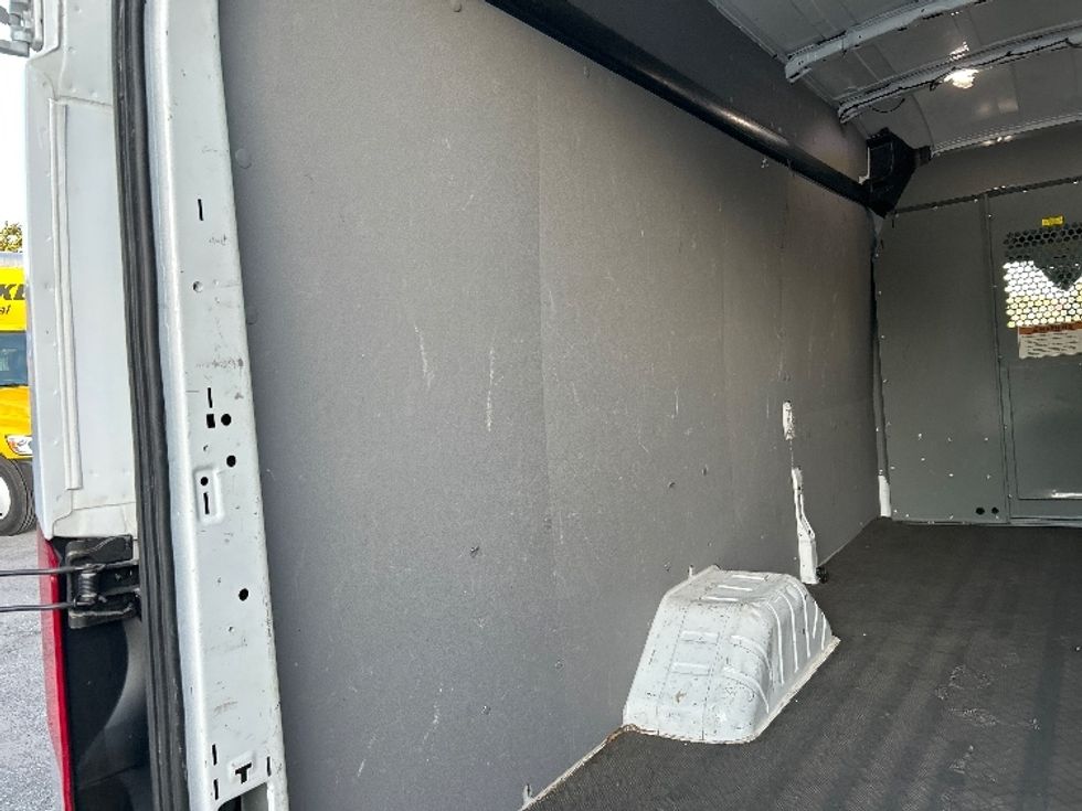 Cargo Van (Panel Van)-Light and Medium Duty Trucks-Ford-2022-Transit 350-Tampa-FL-108,813\n\t\tmiles-$ 37,000 - Image 11