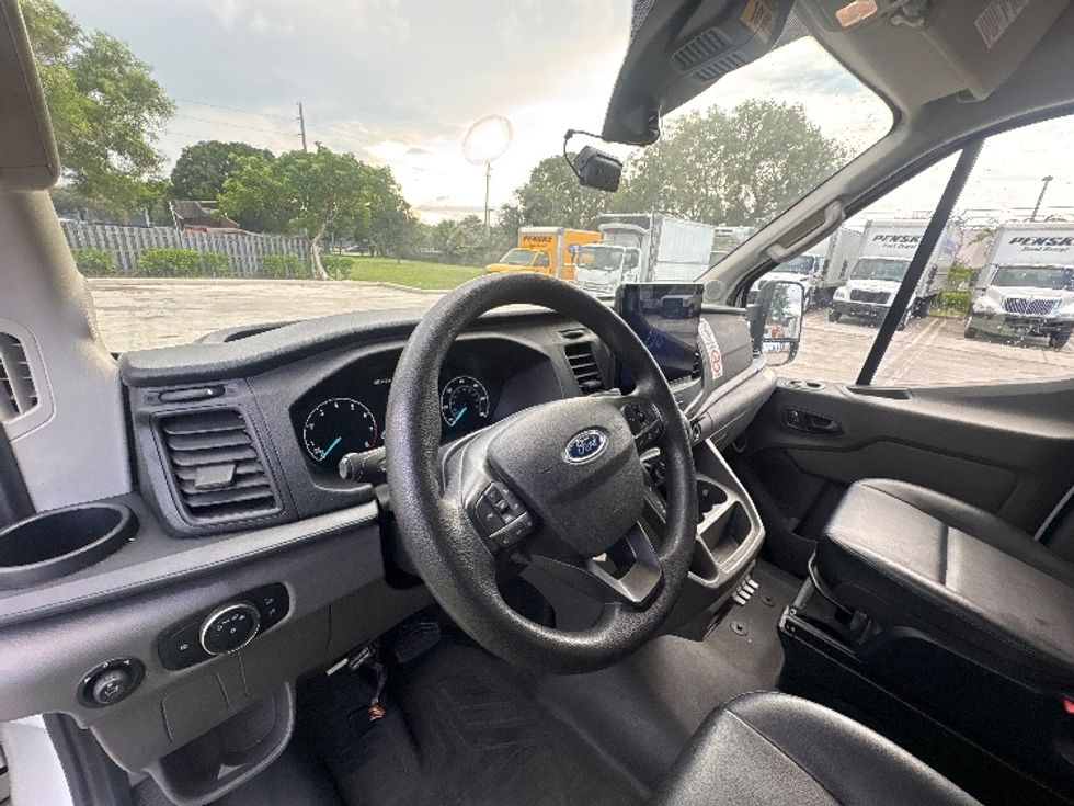 Cargo Van (Panel Van)-Light and Medium Duty Trucks-Ford-2022-Transit 350-Tampa-FL-37,993\n\t\tmiles-$ 41,250 - Image 12
