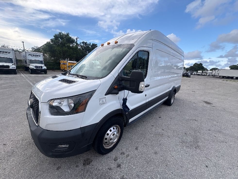 Cargo Van (Panel Van)-Light and Medium Duty Trucks-Ford-2022-Transit 350-Tampa-FL-37,993\n\t\tmiles-$ 41,250 - Image 3