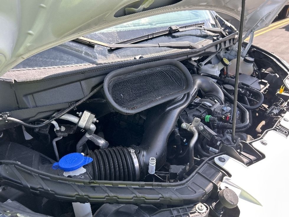 Cargo Van (Panel Van)-Light and Medium Duty Trucks-Ford-2022-Transit 350-Torrance-CA-27,995\n\t\tmiles-$ 49,000 - Image 21
