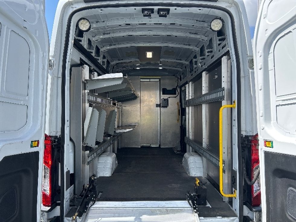 Cargo Van (Panel Van)-Light and Medium Duty Trucks-Ford-2022-Transit 350-Torrance-CA-27,995\n\t\tmiles-$ 49,000 - Image 9
