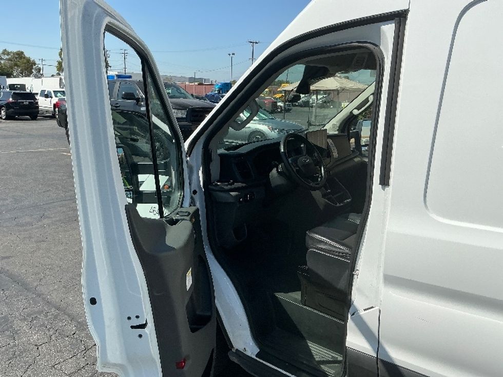 Cargo Van (Panel Van)-Light and Medium Duty Trucks-Ford-2022-Transit 350-Torrance-CA-49,666\n\t\tmiles-$ 44,500 - Image 16