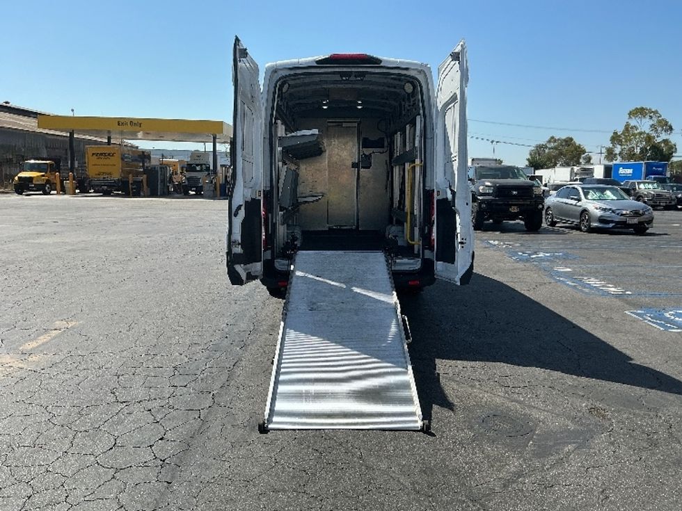 Cargo Van (Panel Van)-Light and Medium Duty Trucks-Ford-2022-Transit 350-Torrance-CA-49,666\n\t\tmiles-$ 44,500 - Image 9