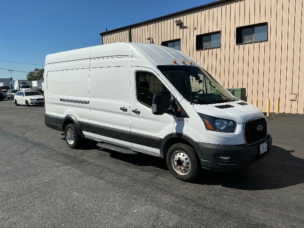 Cargo Van (Panel Van)-Light and Medium Duty Trucks-Ford-2022-Transit 350-Torrance-CA-54,039\n\t\tmiles-$ 44,000 - Image 1