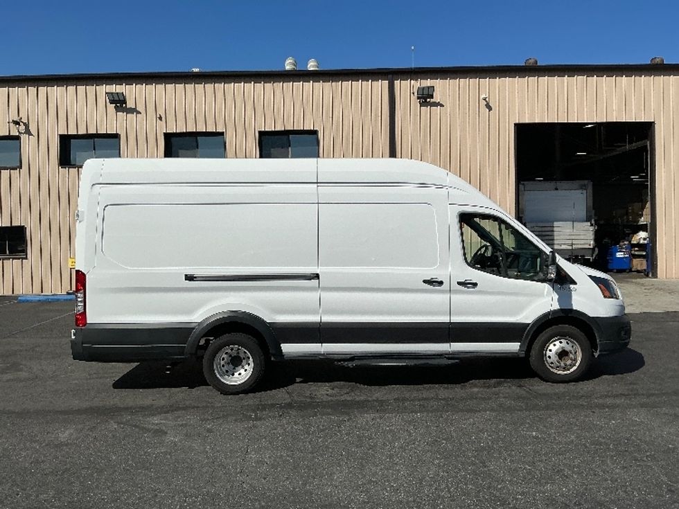 Cargo Van (Panel Van)-Light and Medium Duty Trucks-Ford-2022-Transit 350-Torrance-CA-54,039\n\t\tmiles-$ 44,000 - Image 15