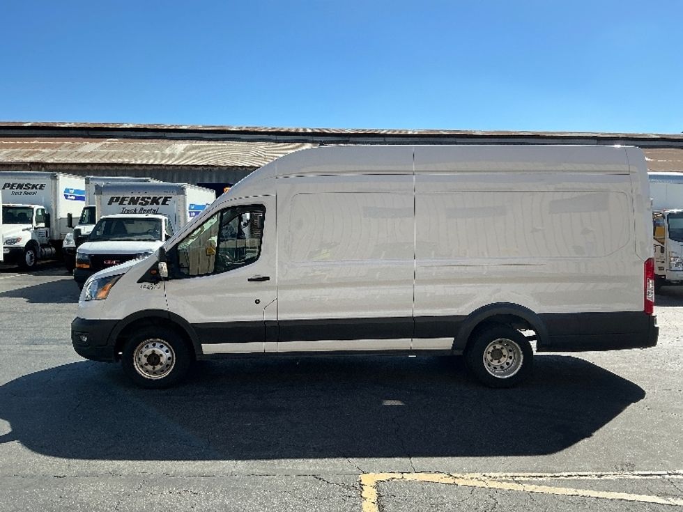 Cargo Van (Panel Van)-Light and Medium Duty Trucks-Ford-2022-Transit 350-Torrance-CA-54,039\n\t\tmiles-$ 44,000 - Image 4