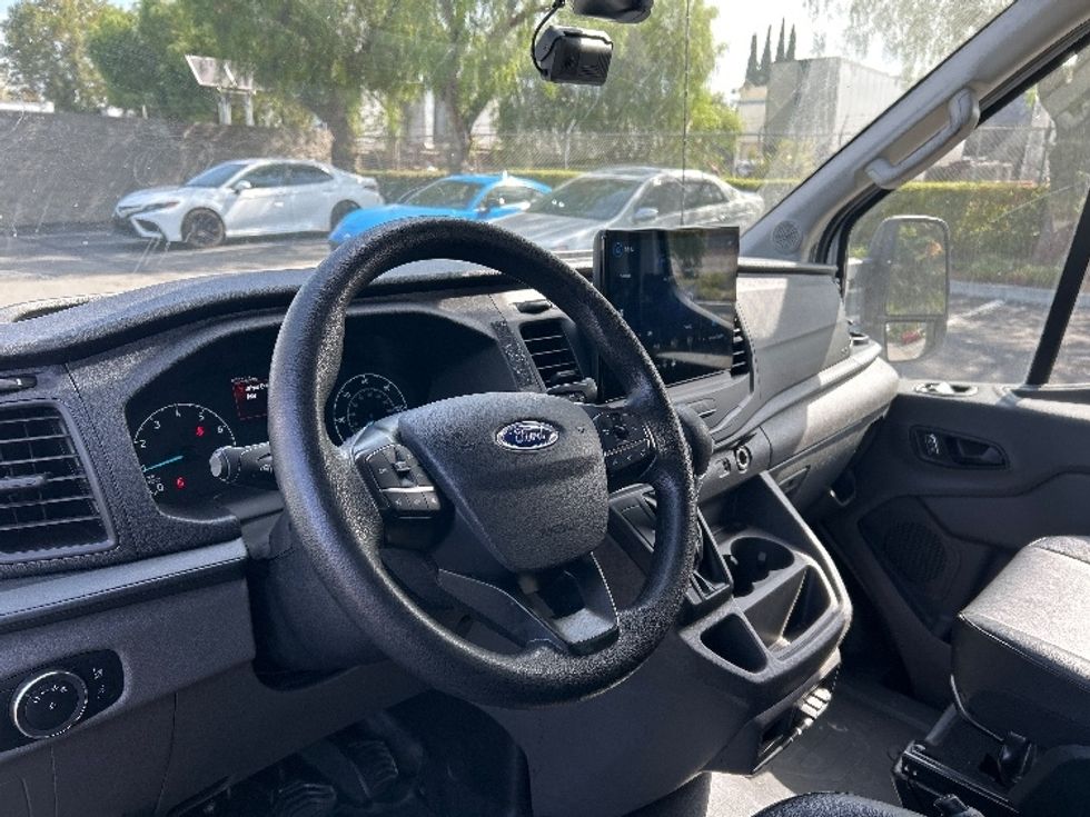 Cargo Van (Panel Van)-Light and Medium Duty Trucks-Ford-2022-Transit 350-Torrance-CA-65,580\n\t\tmiles-$ 44,250 - Image 17