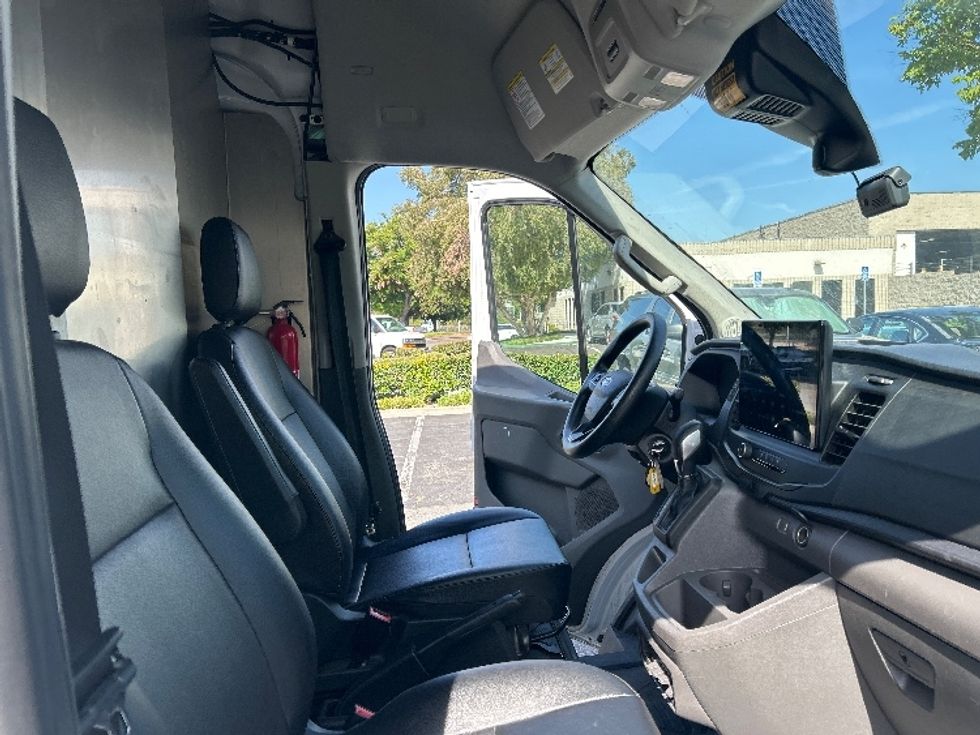 Cargo Van (Panel Van)-Light and Medium Duty Trucks-Ford-2022-Transit 350-Torrance-CA-65,580\n\t\tmiles-$ 44,250 - Image 22