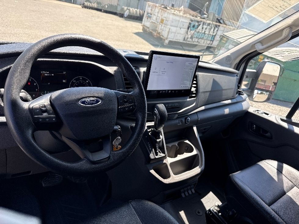 Cargo Van (Panel Van)-Light and Medium Duty Trucks-Ford-2022-Transit 350-West Sacramento-CA-42,003\n\t\tmiles-$ 44,750 - Image 17