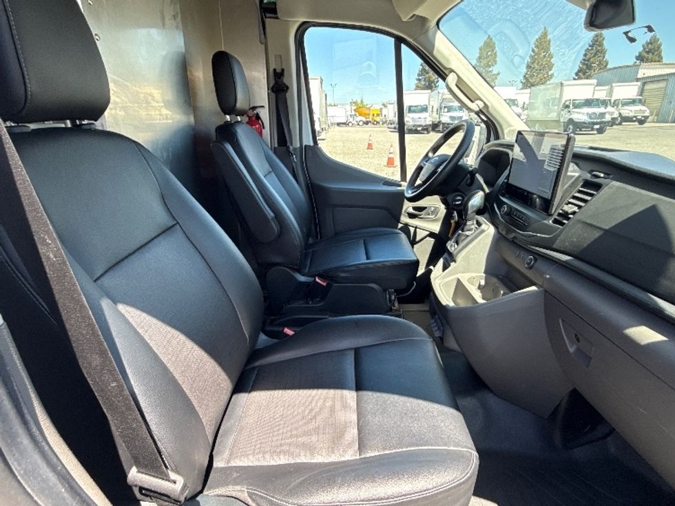 Cargo Van (Panel Van)-Light and Medium Duty Trucks-Ford-2022-Transit 350-West Sacramento-CA-42,003\n\t\tmiles-$ 44,750 - Image 21