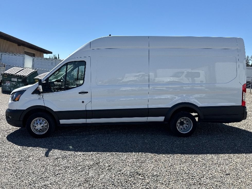 Cargo Van (Panel Van)-Light and Medium Duty Trucks-Ford-2022-Transit 350-West Sacramento-CA-42,003\n\t\tmiles-$ 44,750 - Image 4