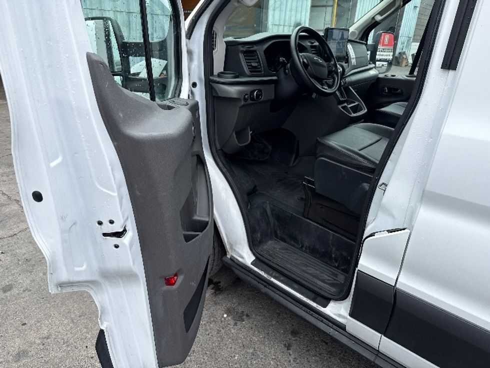Cargo Van (Panel Van)-Light and Medium Duty Trucks-Ford-2022-Transit 350-West Sacramento-CA-77,450\n\t\tmiles-$ 41,750 - Image 16