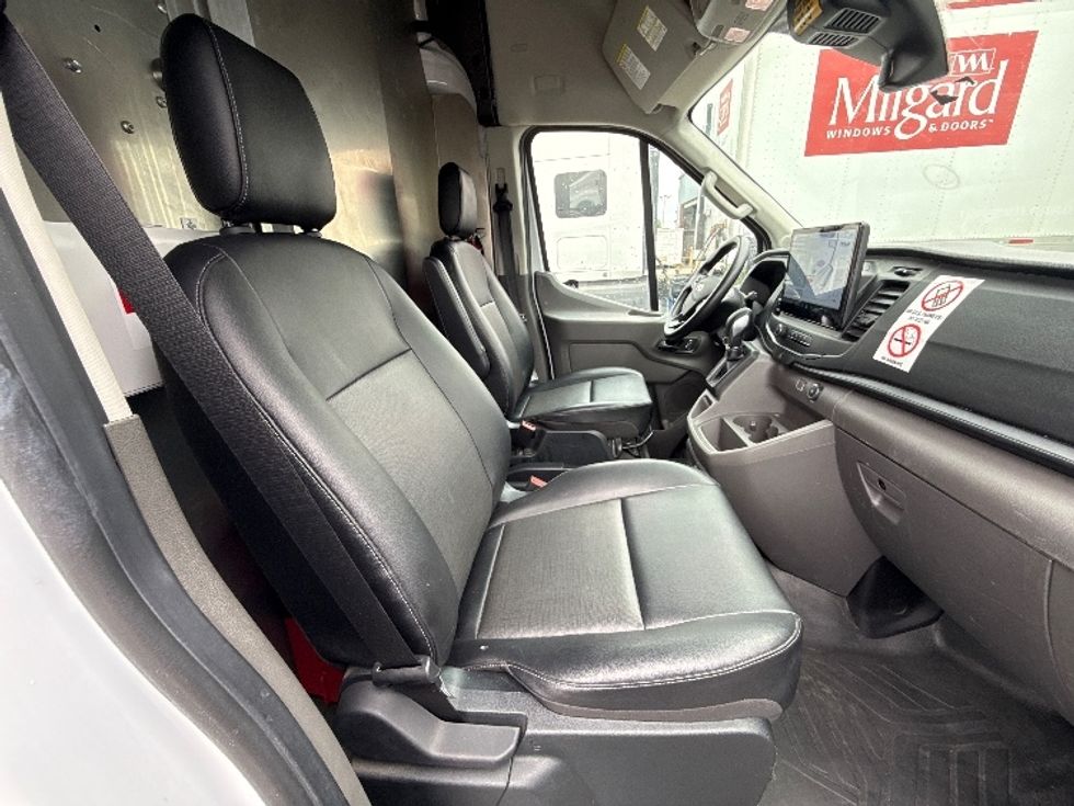 Cargo Van (Panel Van)-Light and Medium Duty Trucks-Ford-2022-Transit 350-West Sacramento-CA-77,450\n\t\tmiles-$ 41,750 - Image 22