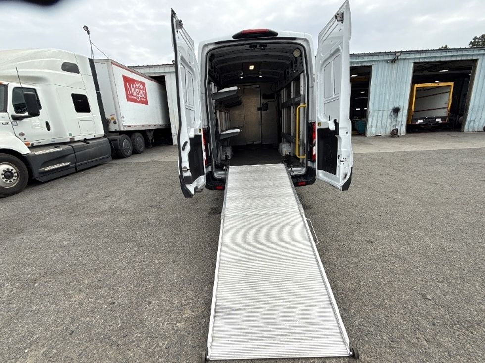Cargo Van (Panel Van)-Light and Medium Duty Trucks-Ford-2022-Transit 350-West Sacramento-CA-77,450\n\t\tmiles-$ 41,750 - Image 9