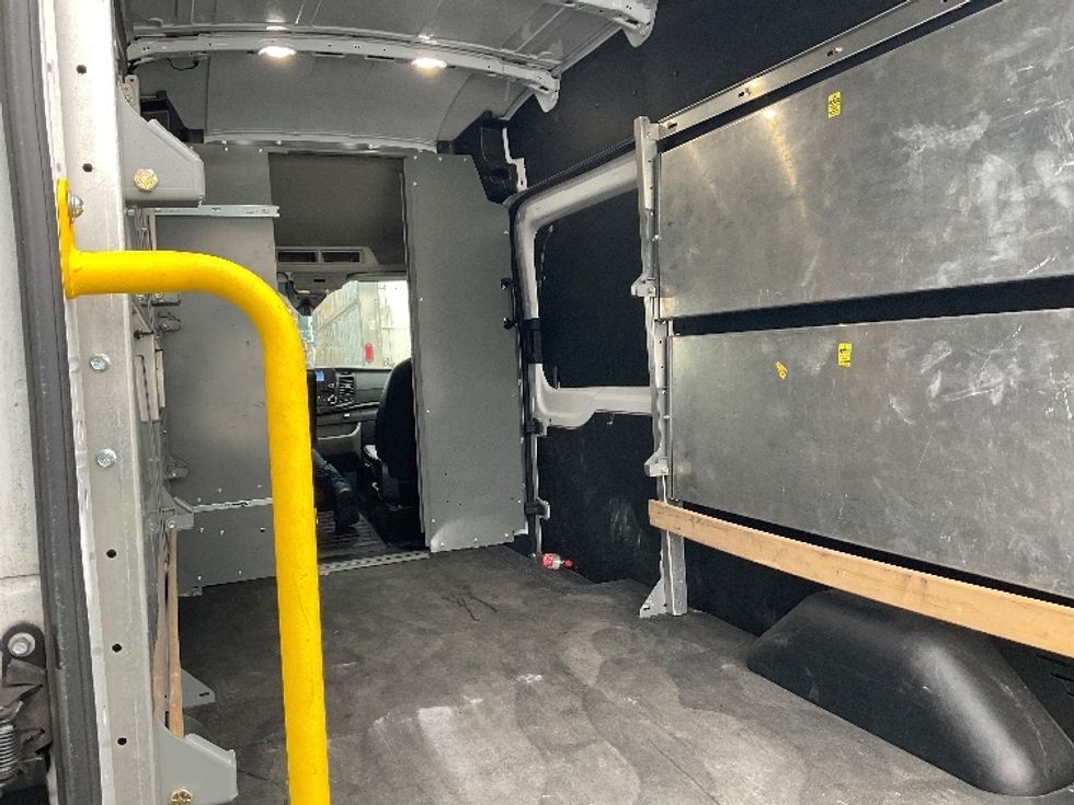 Cargo Van (Panel Van)-Light and Medium Duty Trucks-Ford-2023-Transit 250-Alexandria-VA-44,055\n\t\tmiles-$ 35,750 - Image 12