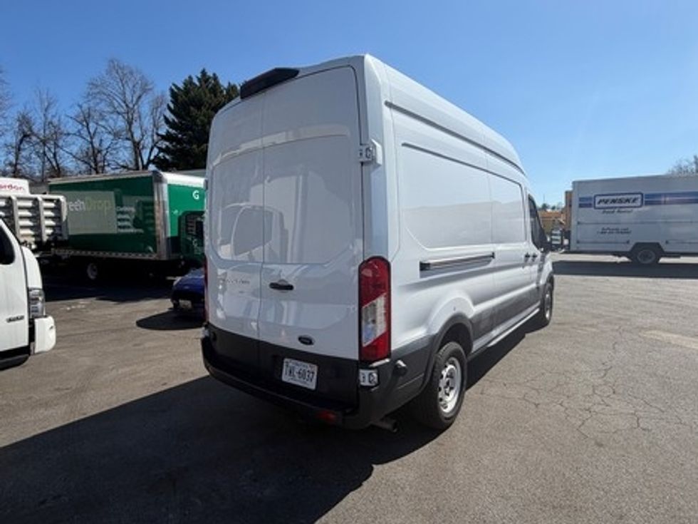 Cargo Van (Panel Van)-Light and Medium Duty Trucks-Ford-2023-Transit 250-Alexandria-VA-44,055\n\t\tmiles-$ 35,750 - Image 13