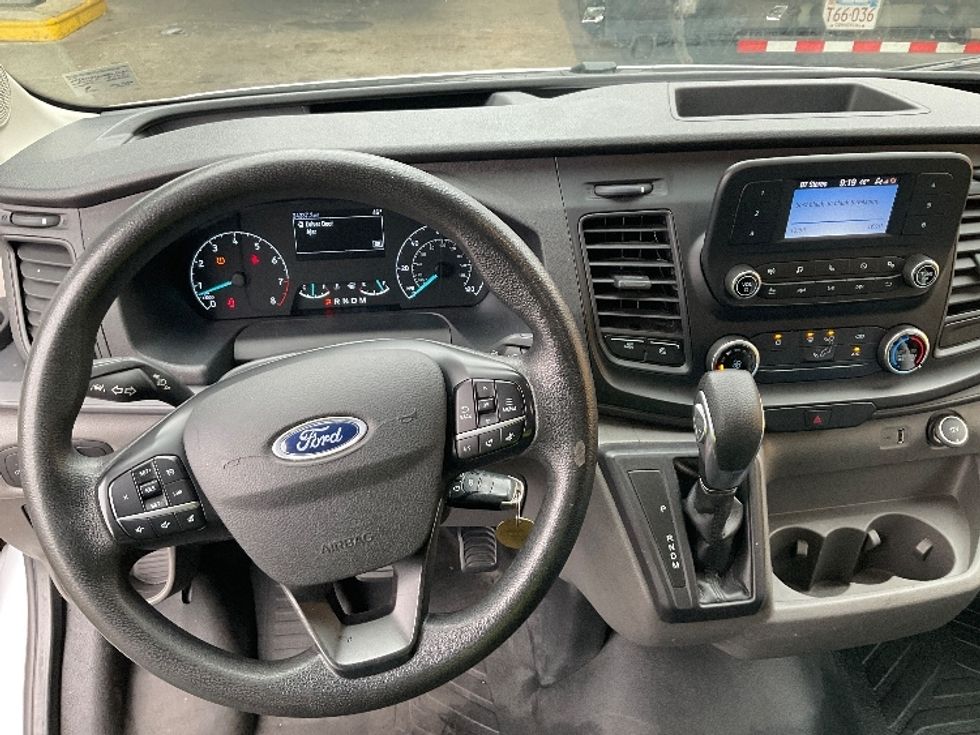 Cargo Van (Panel Van)-Light and Medium Duty Trucks-Ford-2023-Transit 250-Alexandria-VA-44,055\n\t\tmiles-$ 35,750 - Image 17